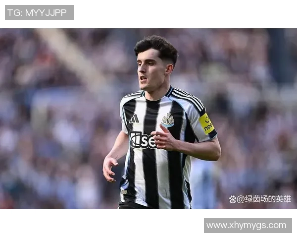 外国足球明星身高不高却能在绿茵场上展现非凡技艺的原因探讨